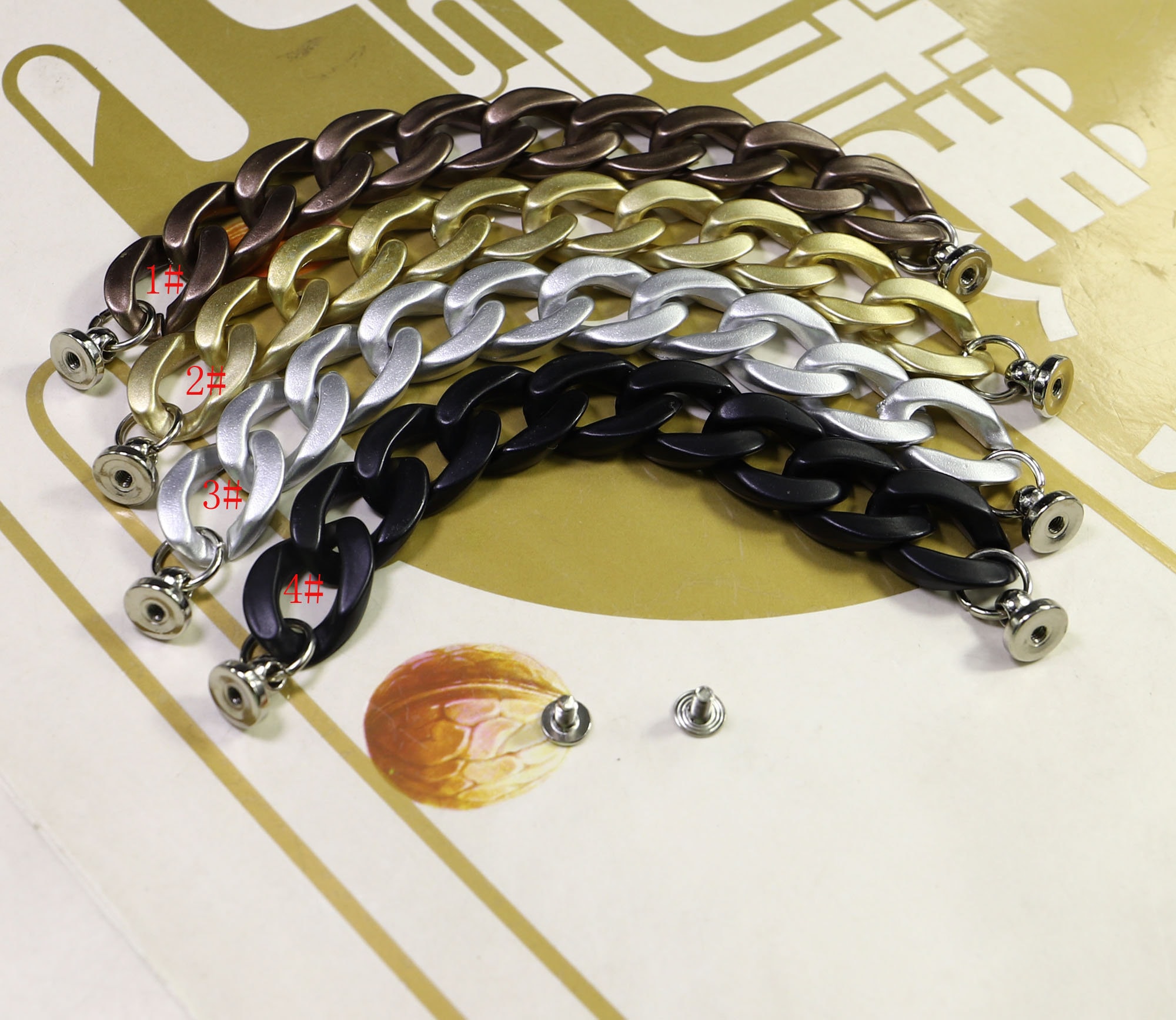 1 pz/2 pezzi ciondoli per scarpe a catena, ciondoli per scarpe, catena con ciondoli per scarpe, catena a maglie in acrilico color oro/argento/caffè/ne