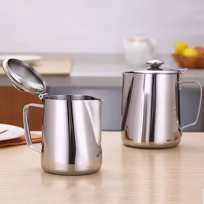 Coffee Latte Milk Frothing Jug with Lid Milk Frother Cup Stainless Steel Coffee Milk Frother Pitcher