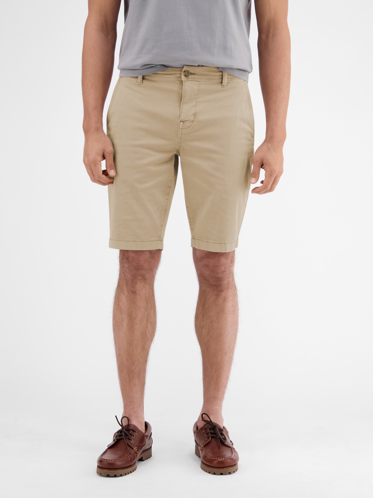 Bermudas LERROS "LERROS Stretch-Bermuda, Comfort Fit", Herren, Gr. 31, Normalgrößen, beige (light dune beige), 98% Baumwolle, 2% Elasthan, Hosen Bermudas