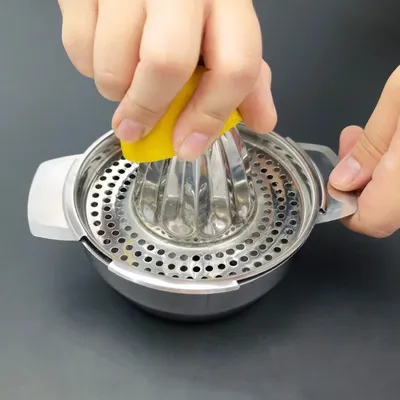 Stainless steel lemon Juicer Squeezer Gold 304 Manual Fruit Juicer Orange Juice maker Portable Metal Citrus Juicer Kitchen Tools