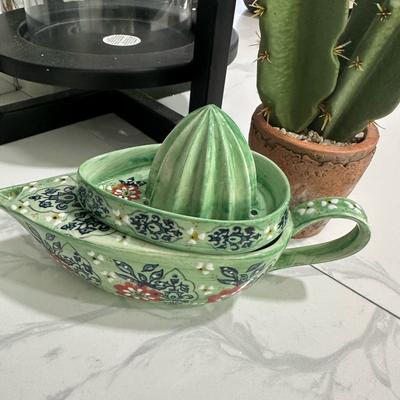 Anthropologie Kitchen | Anthropologie Manual Juicer 2-Piece Green Floral Ceramic Reamer Gravy Boat | Color: Green/Red | Size: Os