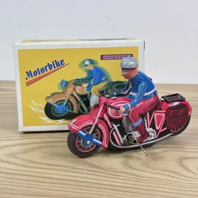 [Funny] Classic collection Retro Clockwork motorbike toy Wind up Metal Tin Gear Ride the motorcycle Mechanical toy kids gift