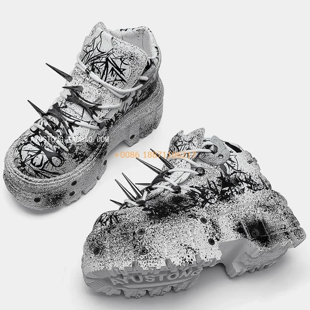 Dicke Sohle Metallniete Graffiti Stiefel 2025Neue runde Mode 35-45 Schnür-Papa-Schuhe Street Punk Rock Street Sports Casual Pumps