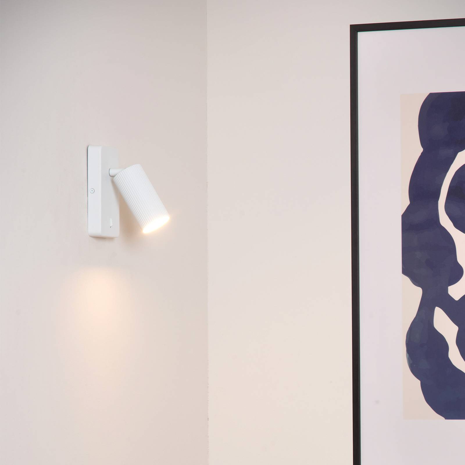 Lucide Wandstrahler Clubs, einflammig, weiß dimmbar, weiß / opal, für Schlafzimmer, Aluminium, Strahler