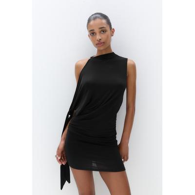 Short Dress With Knot Detail