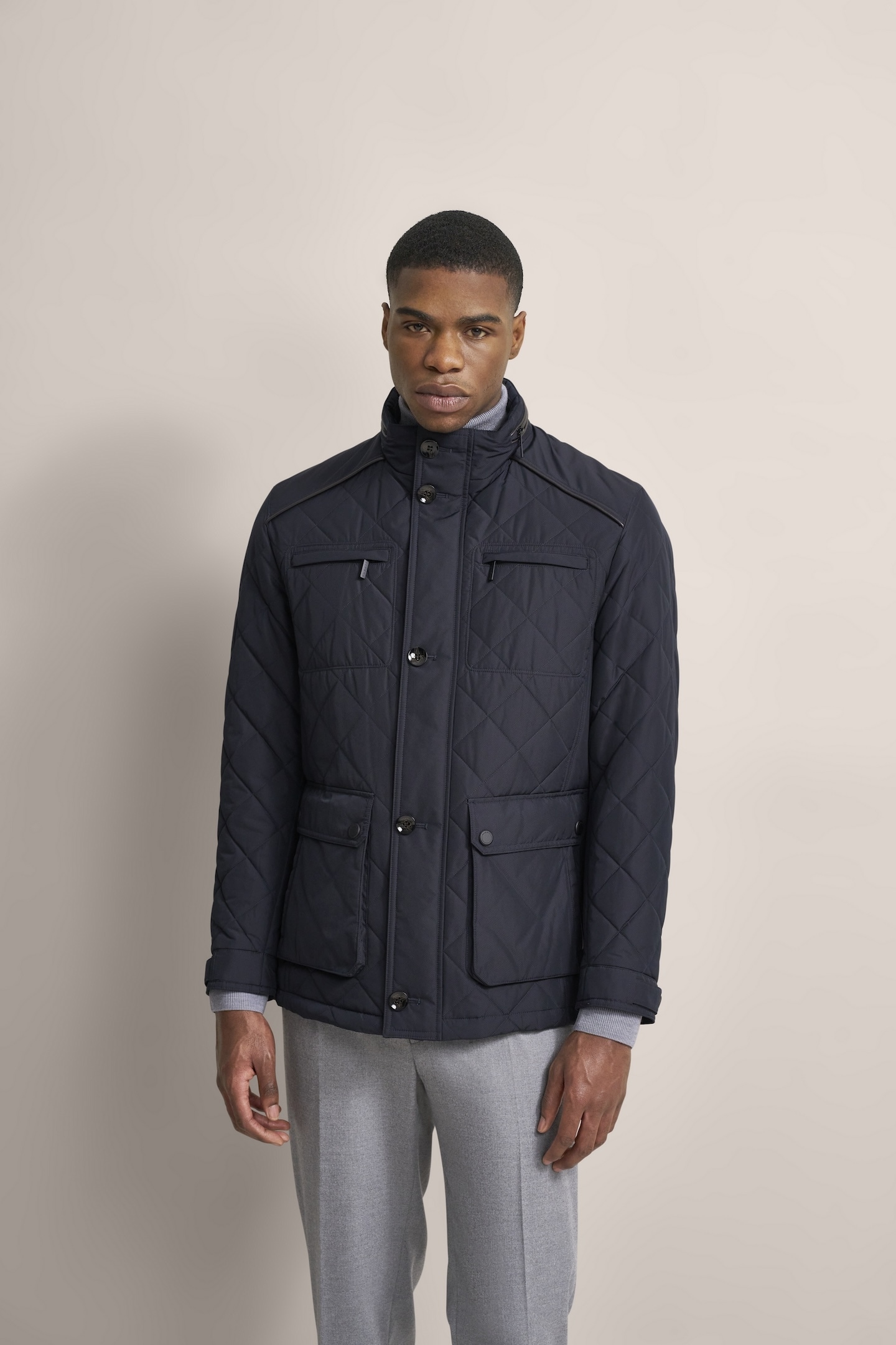 Kurzjacke BUGATTI "wasserabweisend", Herren, Gr. 50, blau (marine), 100% Polyester, kariert, regular fit, Manschette, Jacken Kurzjacke, für das ganze Jahr geeignet