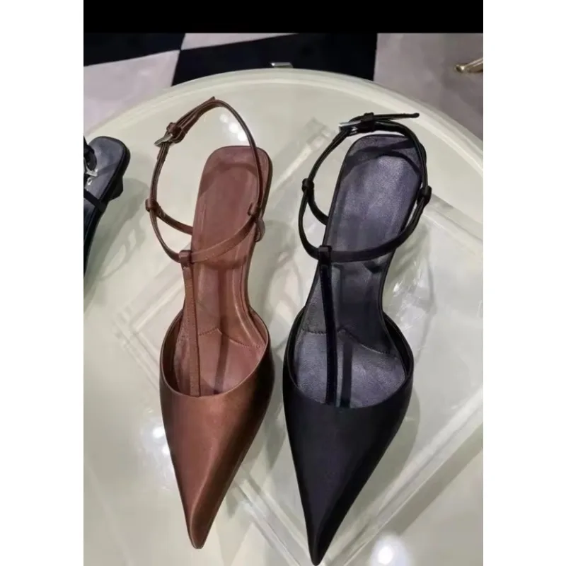 Satin-Sandalen mit spitzer Rückseite, leere Sandalen für Damen, 2022, Sommer, Ein-Wort-Schnalle, sexy Kitten-Absatz, Damenschuhe, Alias