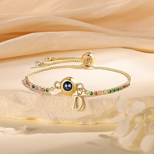 Personalisierter Foto-Projektionsarmband Individuelles bestes Geschenk für Mama – Anpassbar mit Initialen und Fotos Elegantes Schmuckgeschenk für Mama Oma Ehefrau Freundin zum Muttertag Frauentag Image