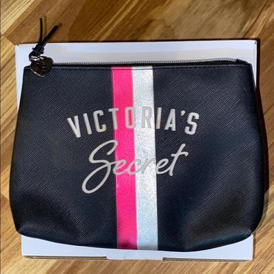 Victoria's Secret Makeup | Victoria’s Secret Makeup Cosmetic Bag | Color: Black | Size: Os