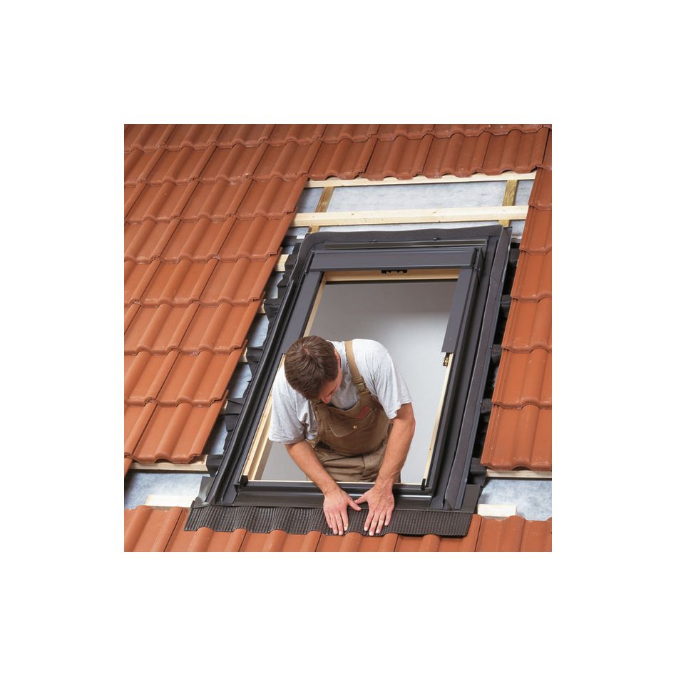 VELUX Eindeckrahmen EDW 2000 hoch/Welle, 55x118 cm (CK06) Image