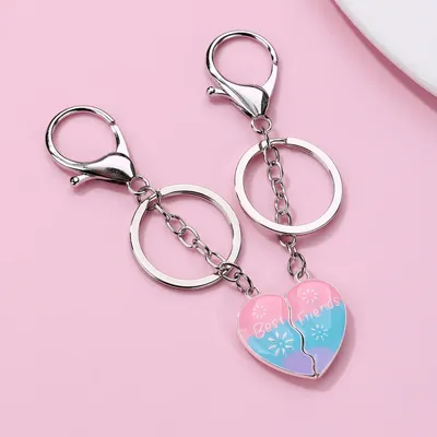 New Love Keychain Children's Sweet Magnetic Pendant Alloy Drip Oil Good Friend Gift Jewelry Gift