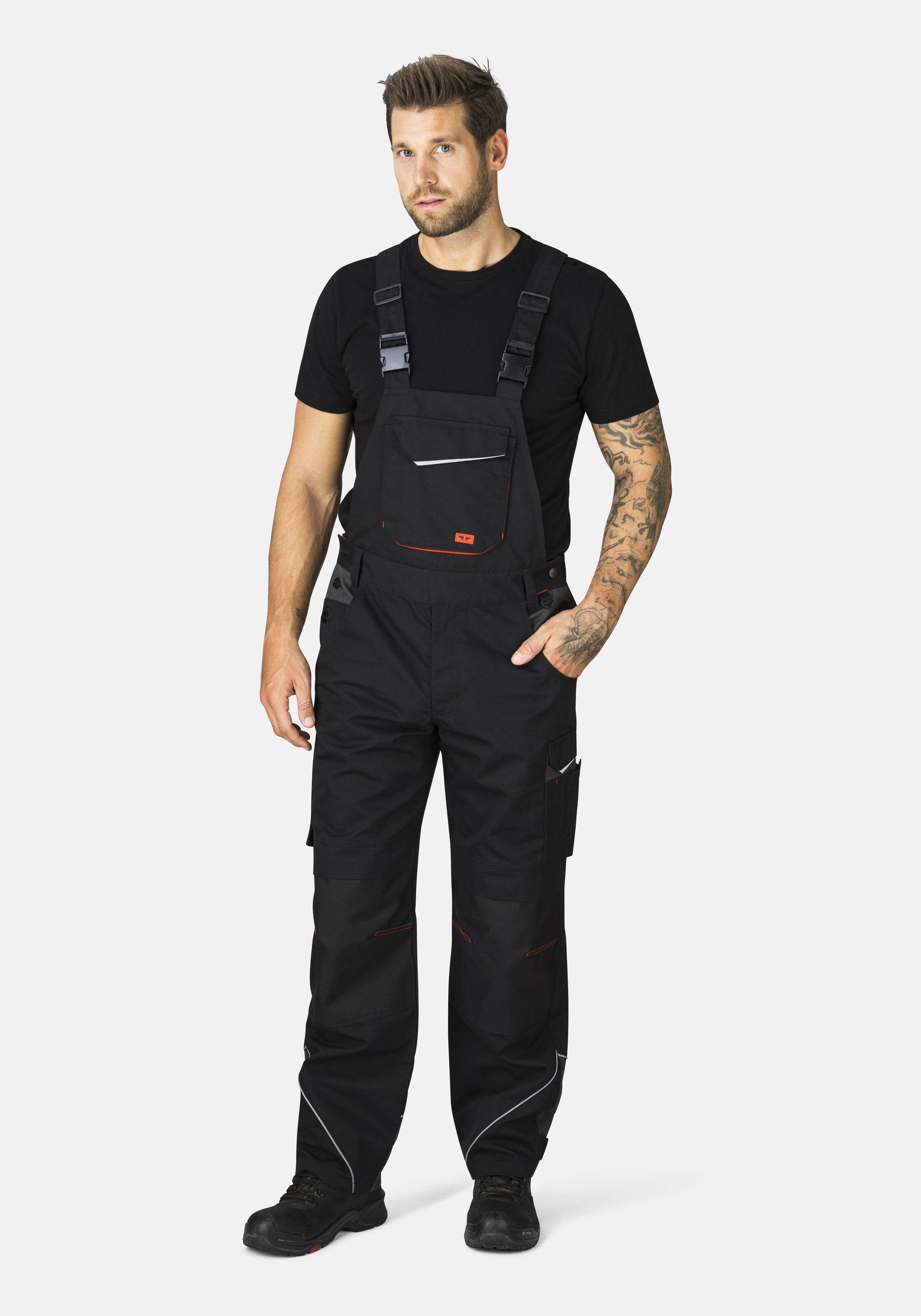 Arbeitslatzhose HERO BY JOHN MEDOOX "EDMONTON Pro Workwear Arbeits-Cargo-Latzhose", Herren, Gr. 52, Länge 32, schwarz, Sweatware, 65% Polyester, 35% Baumwolle, gerade lang, Hosen, Arbeits-Cargo-Latzhose Funktionsqualitätfür Herren
