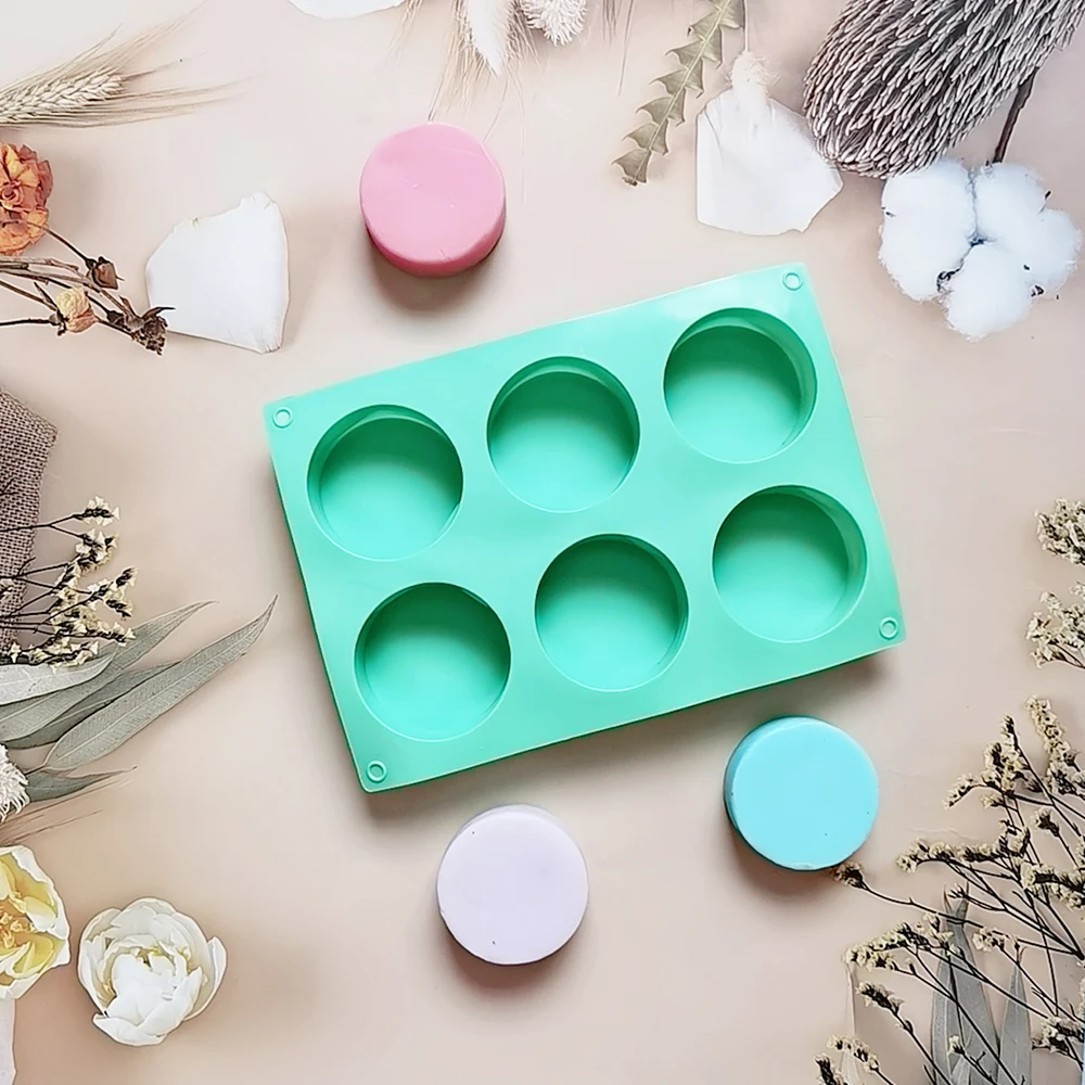 Neue 6-Kavitäten-Zylinder-Silikon-Kuchenform für Kekse, die hand gefertigte 3D-Küchen-Backwerkzeuge für die Wieder verwendung von Mousse-Formen herstellen Image