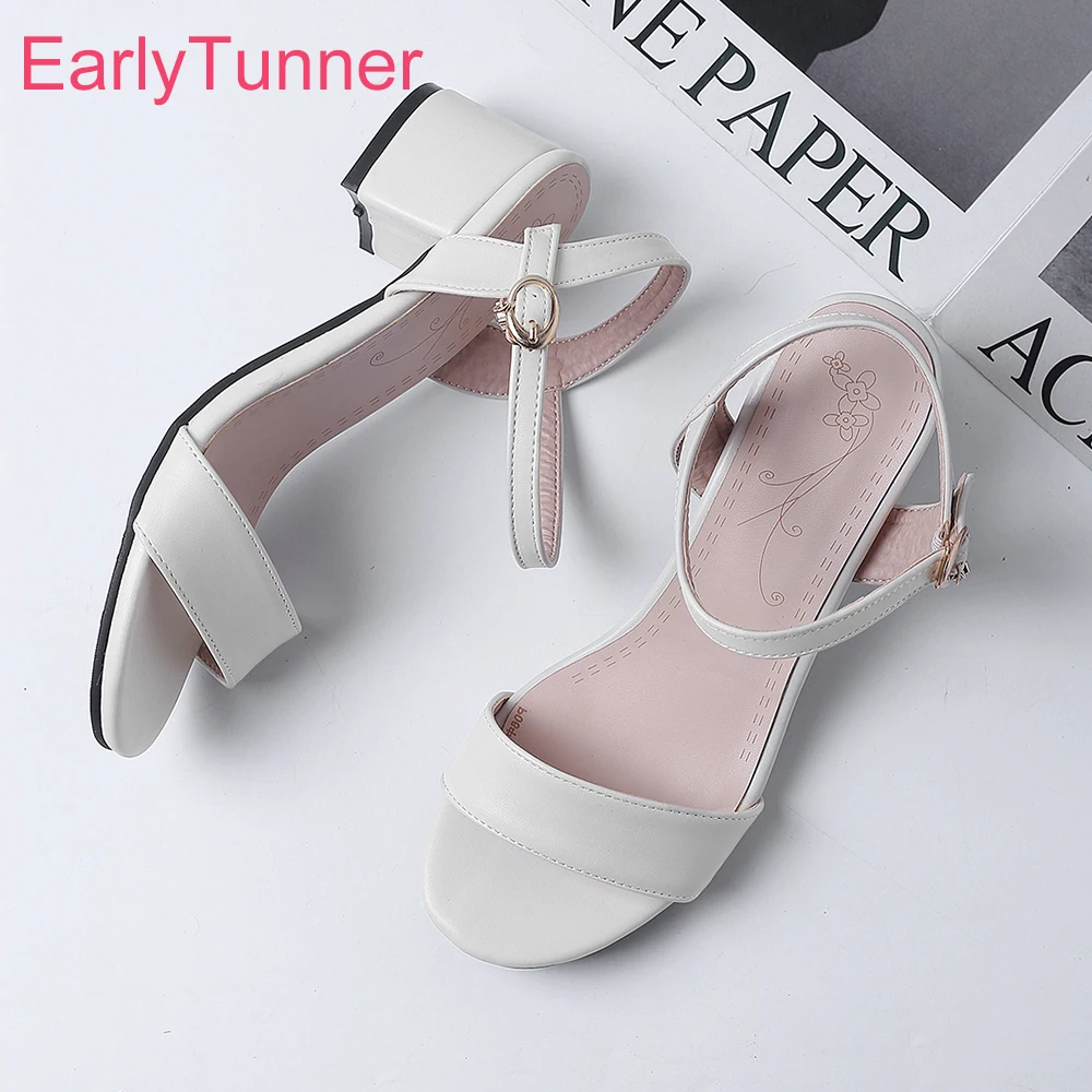 Marke Neue Sommer Elegante Weiß Beige Frauen Sandalen Sexy Med Heels Büro Dame Schuhe Plus Große Kleine Größe 31 43 47 52