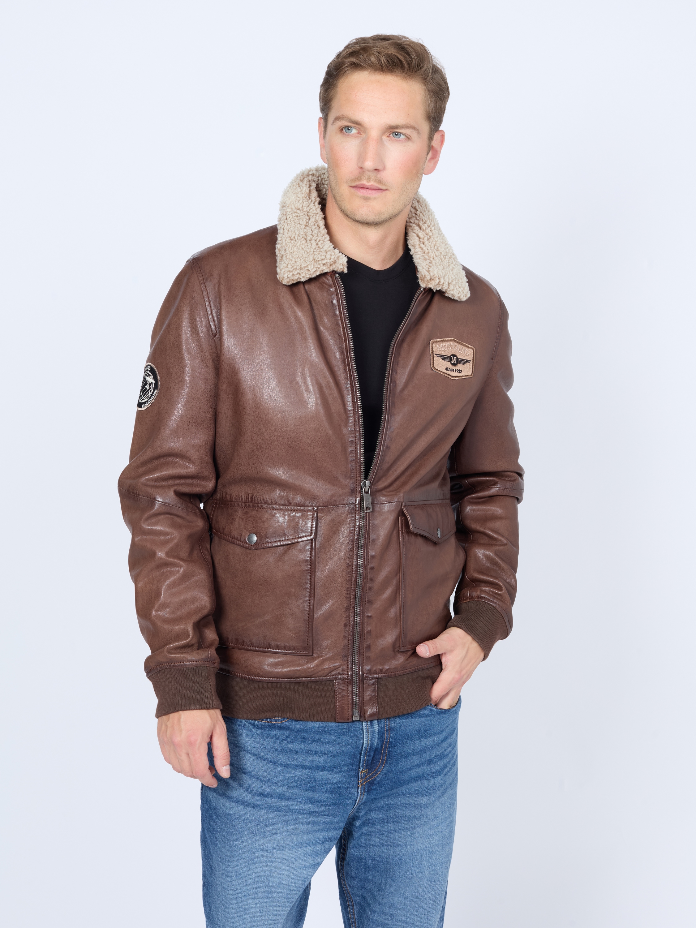 Lederjacke MUSTANG "31022251", Herren, Gr. M, braun (schwarz braun), Obermaterial: 100% Leder, Büffel; Futter: 100% Baumwolle; Ärmelfutter: 100% Polyester, ohne Bündchen, Jacken