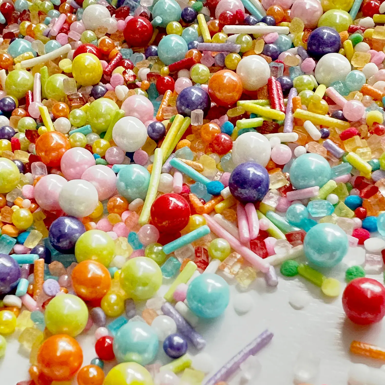 Regenbogenstreusel zum Dekorieren von Kuchen, Pastell-Jimmies und Perlenstreuselmischung für Donut, Kekse, Brownies, Eiscreme-Toppingings Image