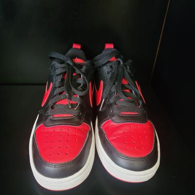Nike Shoes | Zapatos Para Nio | Color: Black/Red | Size: 5.5b