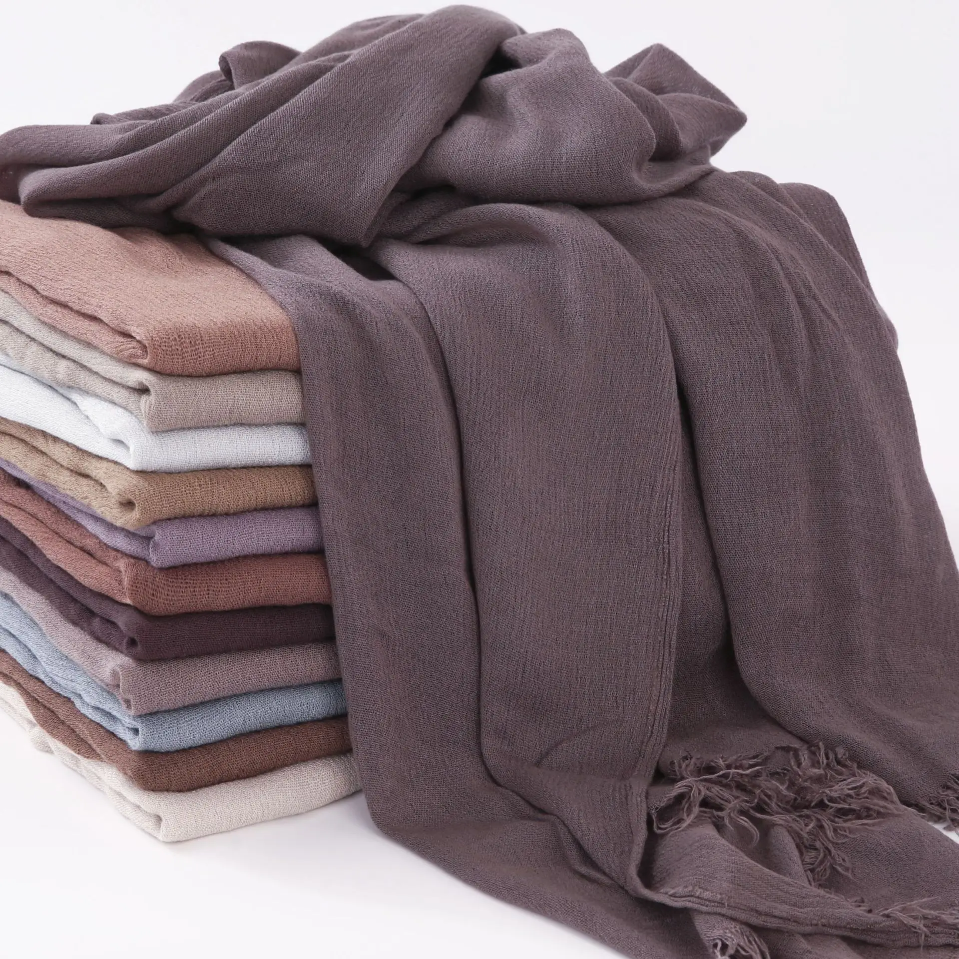 60 farben Baumwolle Crepe Schal Headwraps Mode Schal Hijab Für Frauen Schleier Muslimischen Islam Hijab Kappe Schal Für Muslimischen Schal 200*90 CM Image