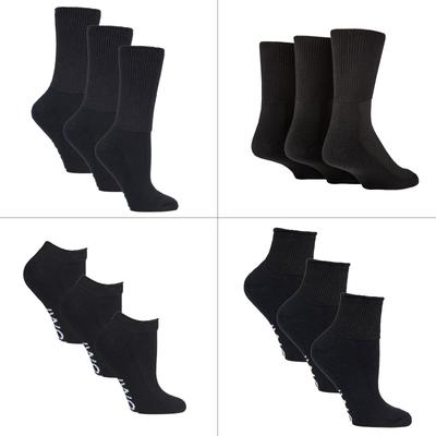 12 Paar Pack Diabetiker Socken ganzjährig Bundle Set | IOMI | Extra breite Socken für geschwollene Knöchel, Beine & Füße | Crew Ankle Trainer Diabetiker Socken in Baumwolle & Bambus - Schwarz Image