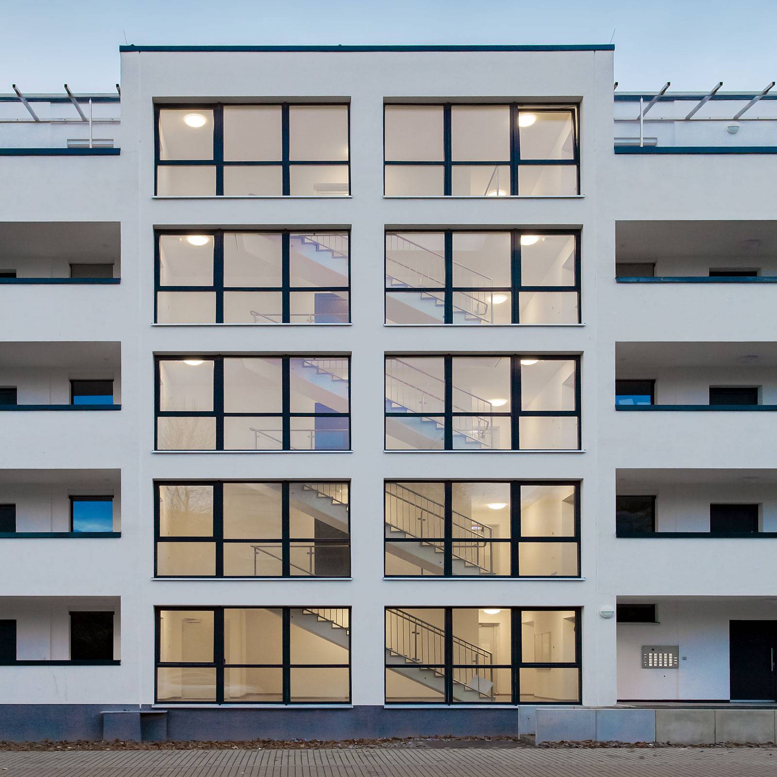 MEGAMAN LED Deckenlampe mit Bewegungsmelder Renzo+, dimmbar, weiß / opal, für Flurbereich, Kunststoff, LED Wandleuchte, Wandlampe Innen