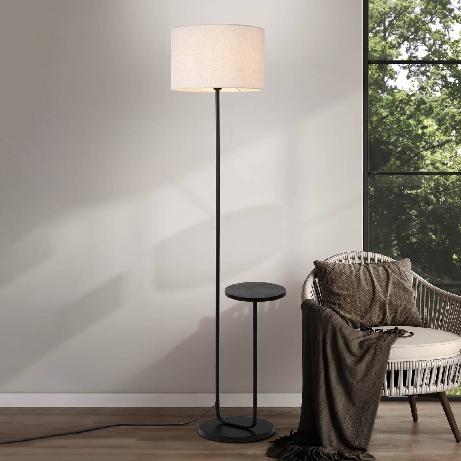 Näve Stehlampe Tordis, schwarz, für Wohn- / Esszimmer, Metall, Modern, Stehlampe