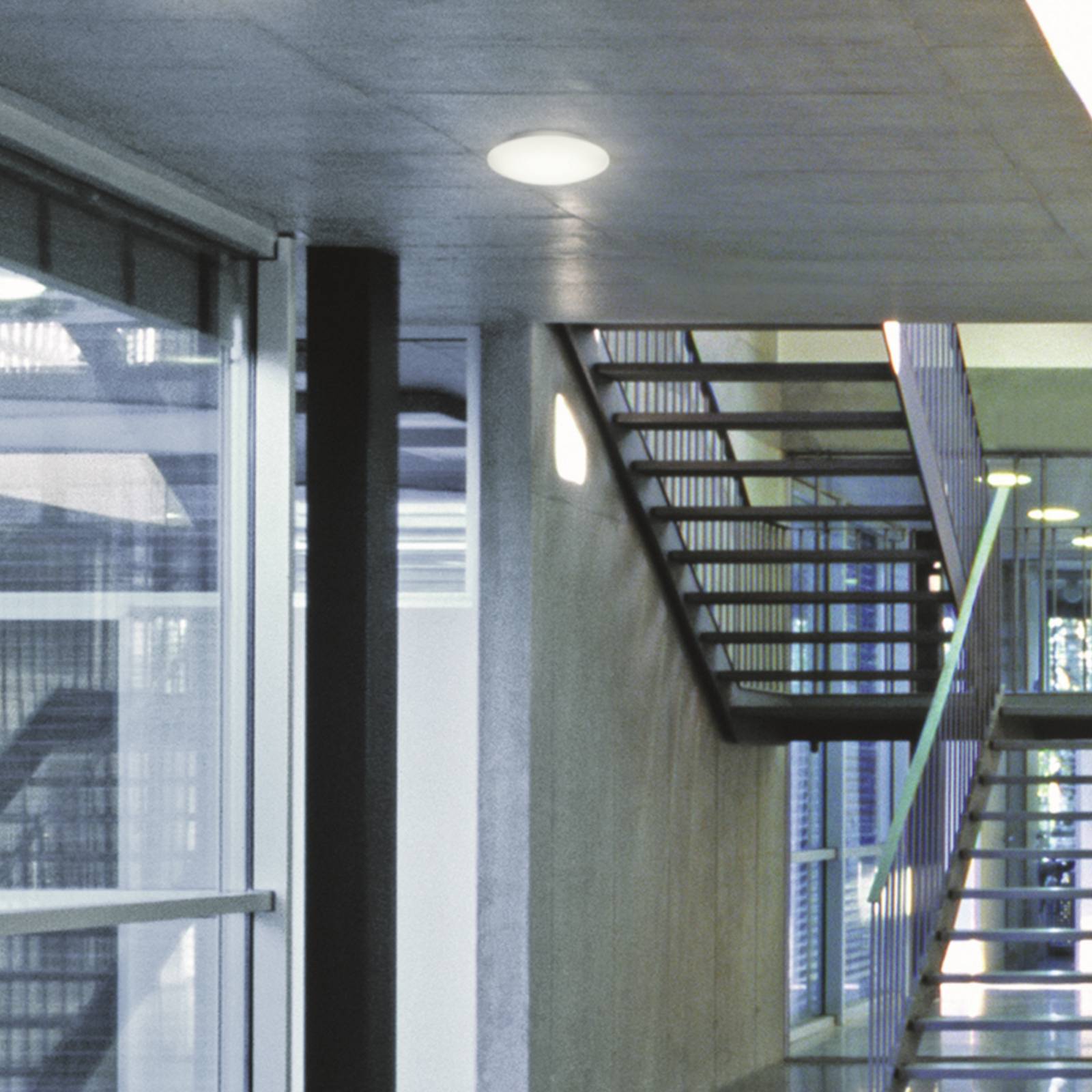 STEINEL Deckenlampe mit Bewegungsmelder RS Pro P2 S, weiß / opal, für Flurbereich, Kunststoff, Deckenlampe mit Sensor