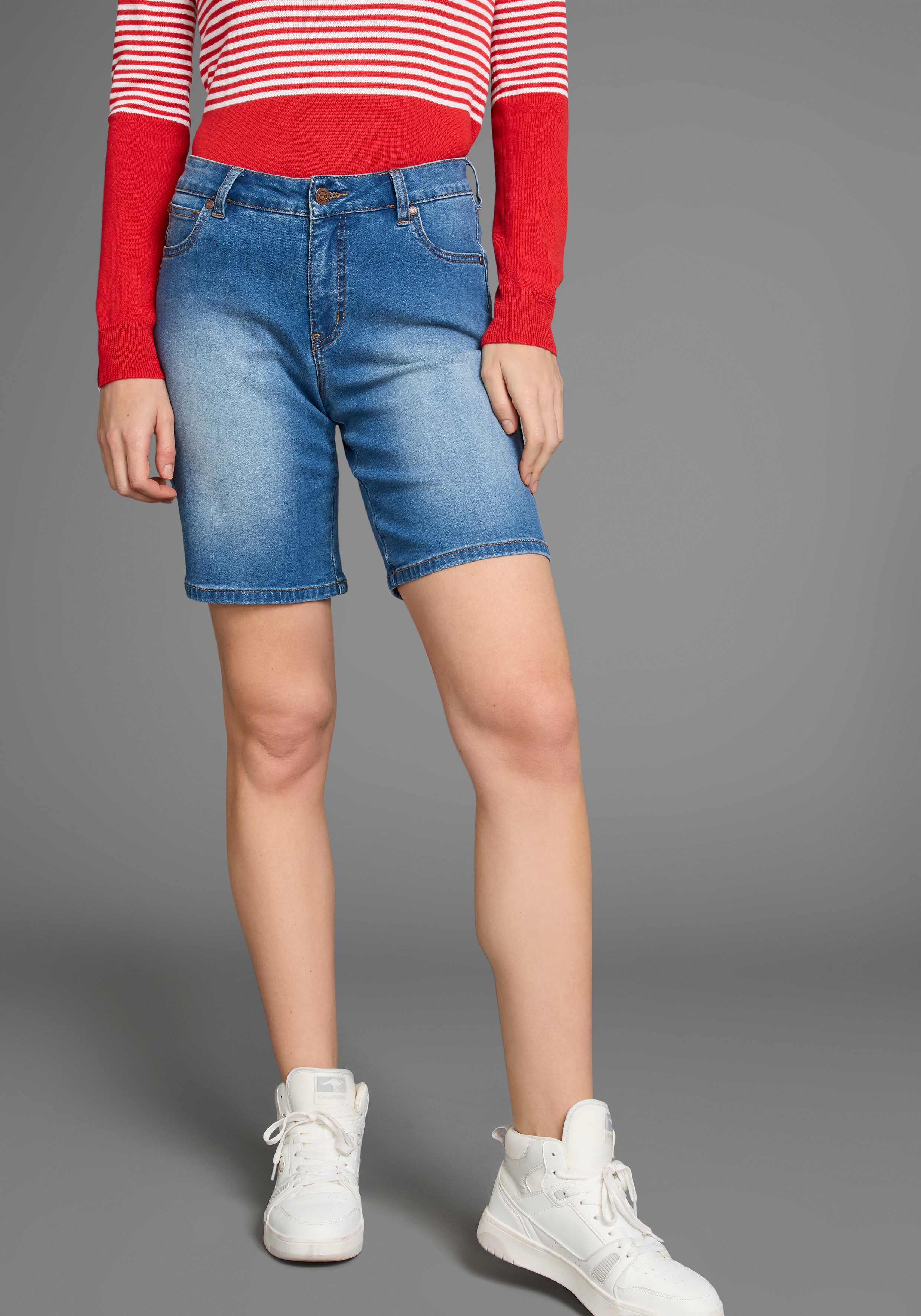 Jeansbermudas KANGAROOS, Damen, Gr. 46, N-Gr, blau (blau used), Denim/Jeans, Obermaterial: 80% Baumwolle, 18% Polyester, 2% Elasthan, kurz, Jeans, High Waist