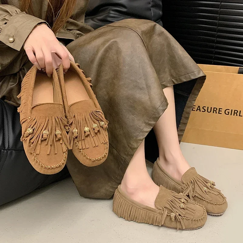 Wohnungen Luxus Sommer Alle-spiel Flache Bean Schuhe Slip-on Faule frauen Schuhe Weiche Sohlen Flacher mund Retro Quaste frauen Schuhe