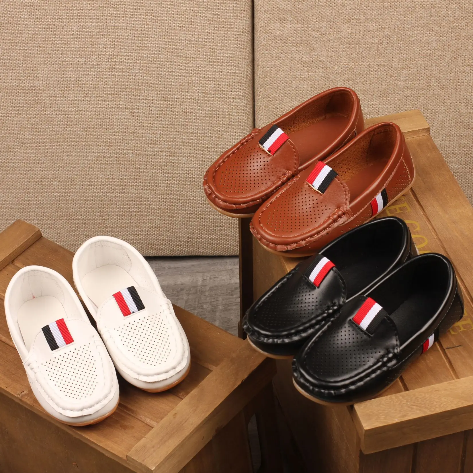 Kinder-Freizeitschuhe, flache Schuhe aus Leder für Jungen, Slip-on-Loafer, weich, klassisch, modisch, für Kleinkinder, große Kinder, Lederschuhe für Party, Hochzeit Image