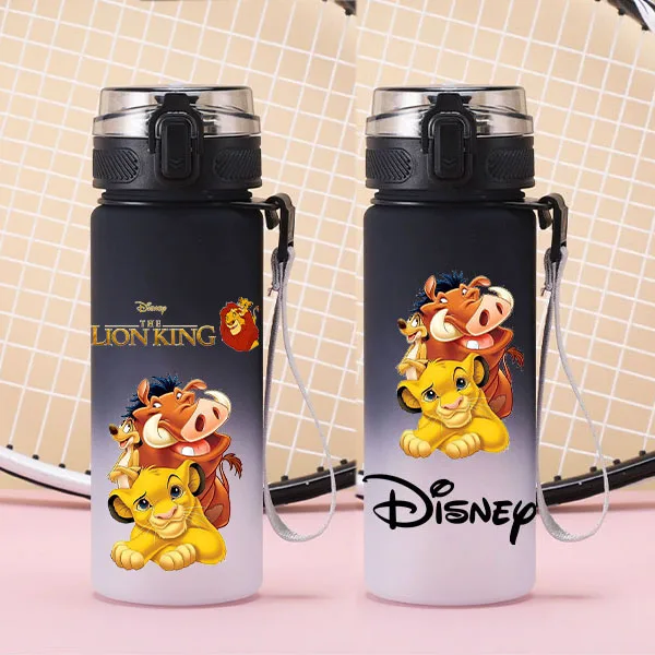 600 ml Der König der Löwen Schwarze Sportflasche Outdoor Farbverlauf Flasche Tragbare motivierende Strohbecher BPA-frei Kindergeschenke Image