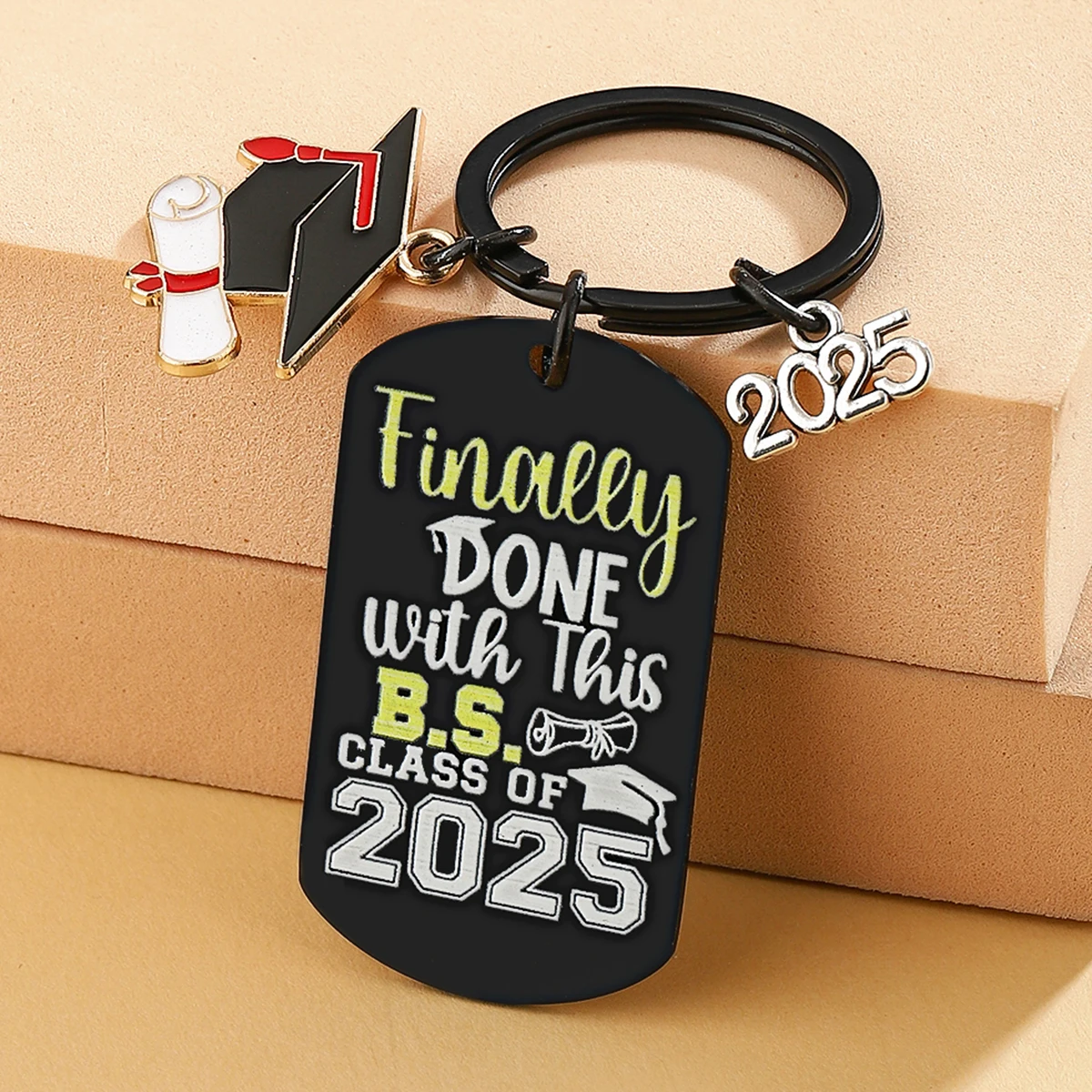 Klasse von 2025, Abschlussdekoration, Universitätsabschlussgeschenk für ihre Dame, fortgeschrittener 2025, Schlüsselanhänger für ihre Tochter und Sohn Image