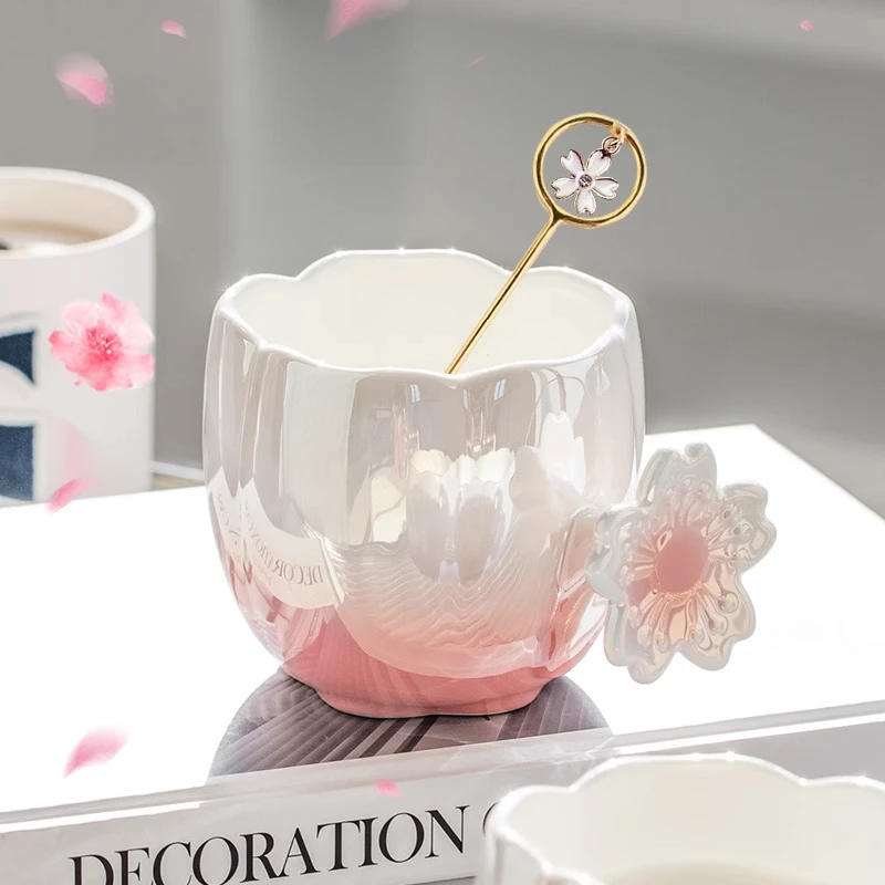 Kreative Tasse zum Versenden von Freundinnen, Mädchentag, Begleiter, Geschenktasse, hochwertige Kirschblüten-Keramik-Wasserbecher Image