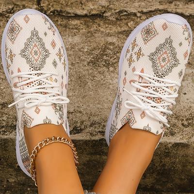 TEMU New Large Size Ethnic Brogue Lace-up Sneakers For Women, Casual Sports. Image