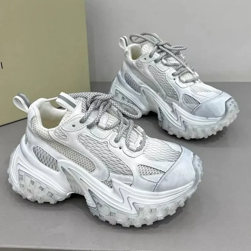 2024 Schnürung klobige Laufschuhe Damen schwarze Freizeit schuhe Frauen Schuhe Turnschuhe Frauen weiß vulkan isieren Schuhe weibliche Plattform