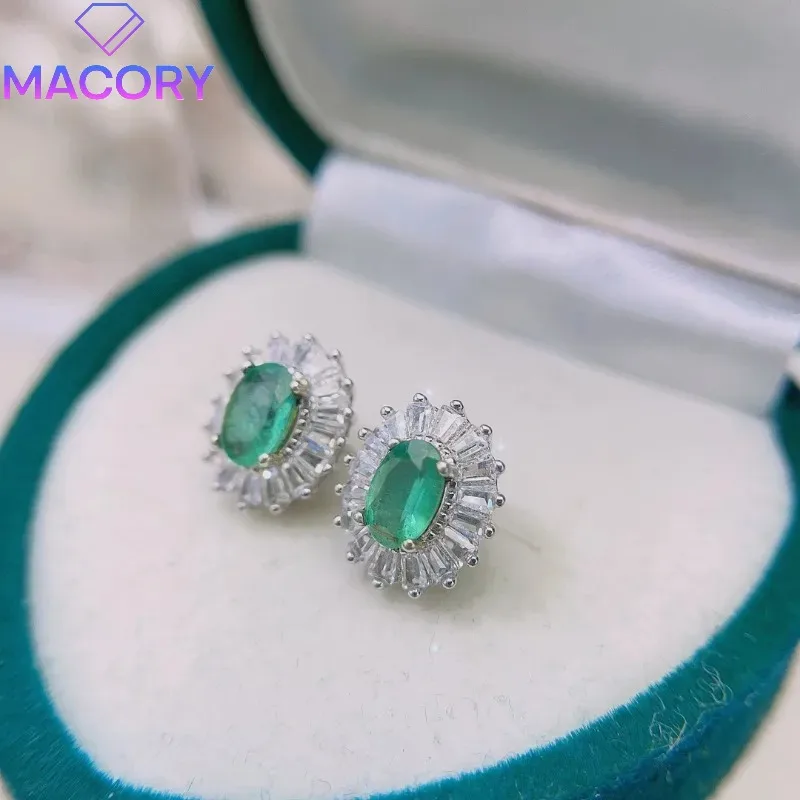 Natürliche Smaragd-Ohrringe aus 925er-Silber, Luxusmarke, kostenloser Versand, Sterling-Silber-Schmuck, um weibliche Ohrringe, Edelsteine sicherzustellen. Image
