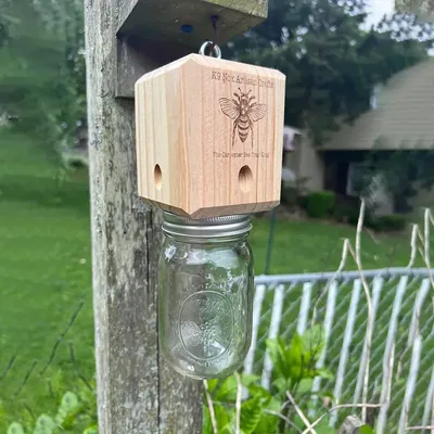 Carpenter Bee Trap for Outside - Pentroof Style Nature Hanging Wood Carpenter Bee Traps -Insect
