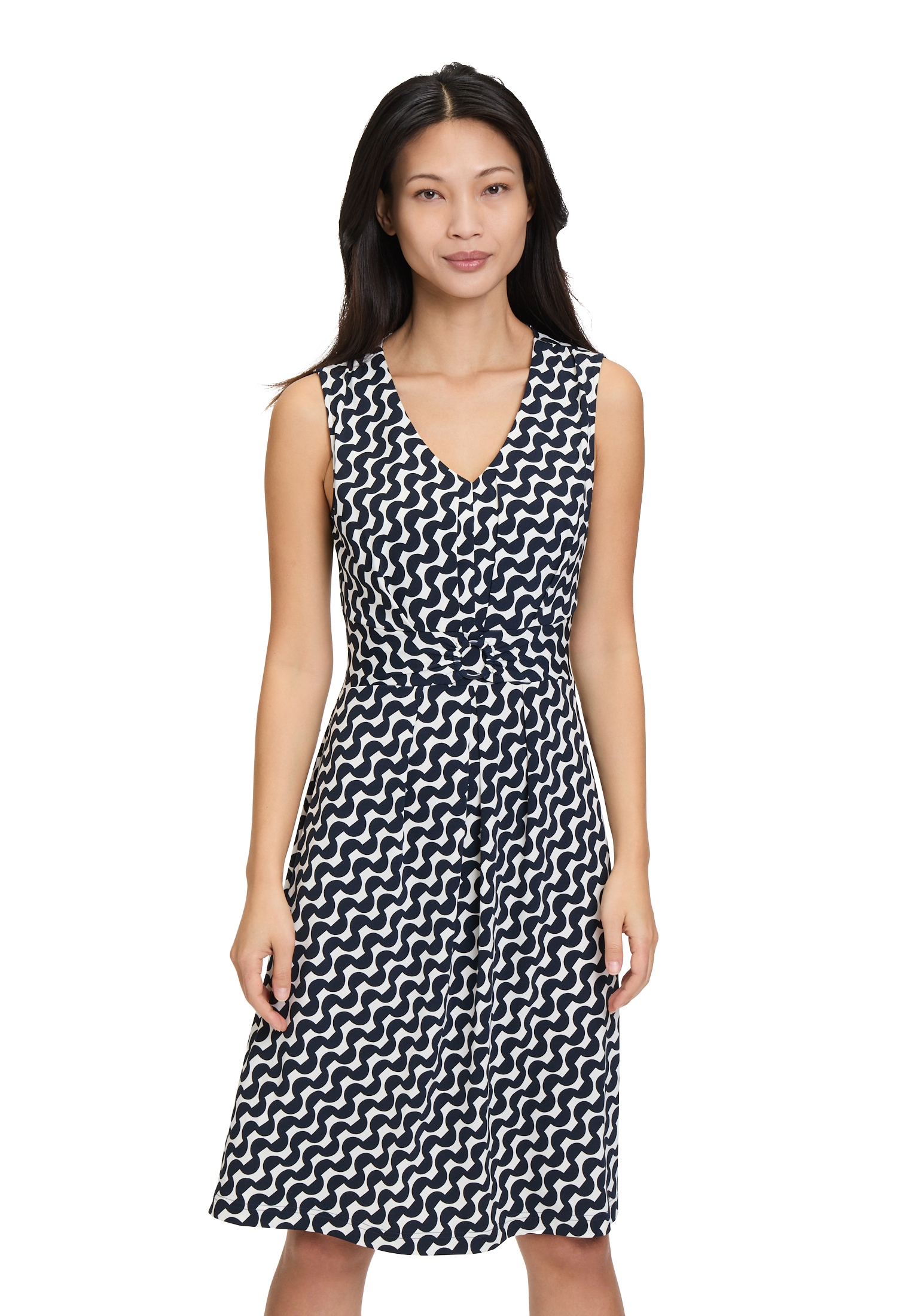 Shirtkleid BETTY BARCLAY "Damen Sommerkleid Shirtkleid ohne Arm", Damen, Gr. 42, Normalgrößen, blau (dunkelblau, weiß), Jersey, Obermaterial: 95% Polyester, 5% Elasthan., Basic schmal kurz, V-Ausschnitt, Kleider, Form Image