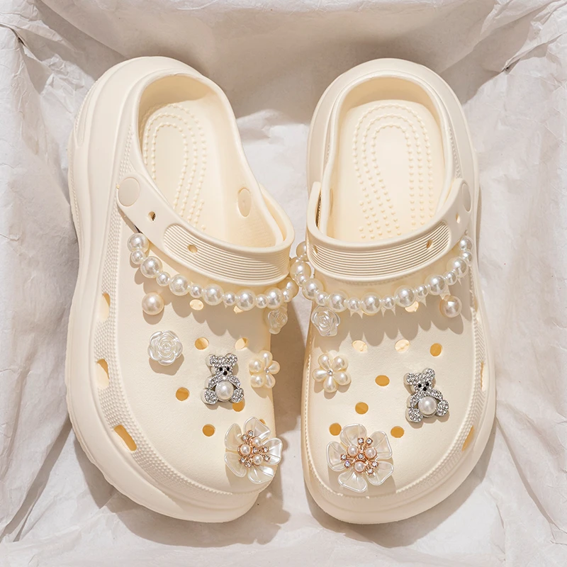 Perlenkette, klobige Plateau-Sandalen für Damen, 2022, Sommer, dicker Boden, Strand-Clogs, Schuhe, Damenmode, Blumendekor, EVA-Gartenschuhe Image