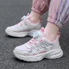Sommer Jungen Mädchen Sport Schuhe Mesh Atmungsaktive Kinder Turnschuhe Teen Outdoor Schuhe Hohl Casual Turnschuhe Weiche Sohle kinder Schuhe