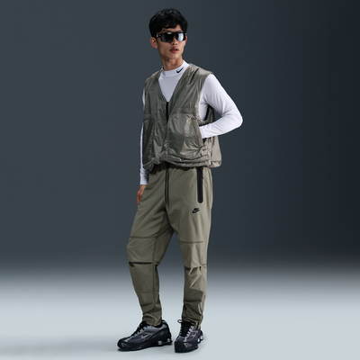Nike Tech Men's Woven Trousers - Green - Nylon/Elastane
