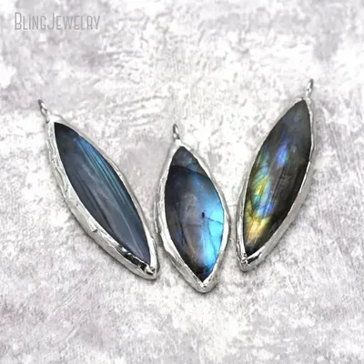 Necklaces+Pendants