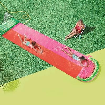 18 Fuß lange Wasserrutschen und 2 Bodyboards, Rasenwasserrutsche, Sommerrutschen, Wasserspielzeug mit eingebautem Sprinkler für Wasserspaß im Garten im Freien für Kinder Image