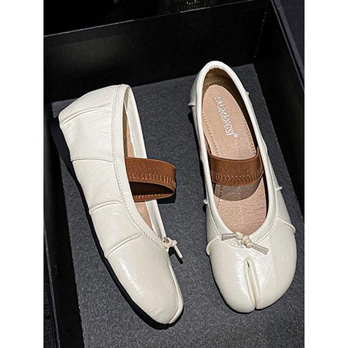 Women's Brown Split-Toe Flat Mary Janes with Elastic Strap – Retro Leather Shoes for Everyday Dates and Weekend Outings