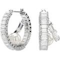Paar Creolen SWAROVSKI "Schmuck Geschenk Ariana Grande Ohrringe", silber (metallfarben, kristallweiß, weiß, kristallweiß), Ohrringe, Damen, Metall-Perlen, Metall, Perlen, mit Swarovski Kristall - mit Swarovski Perle