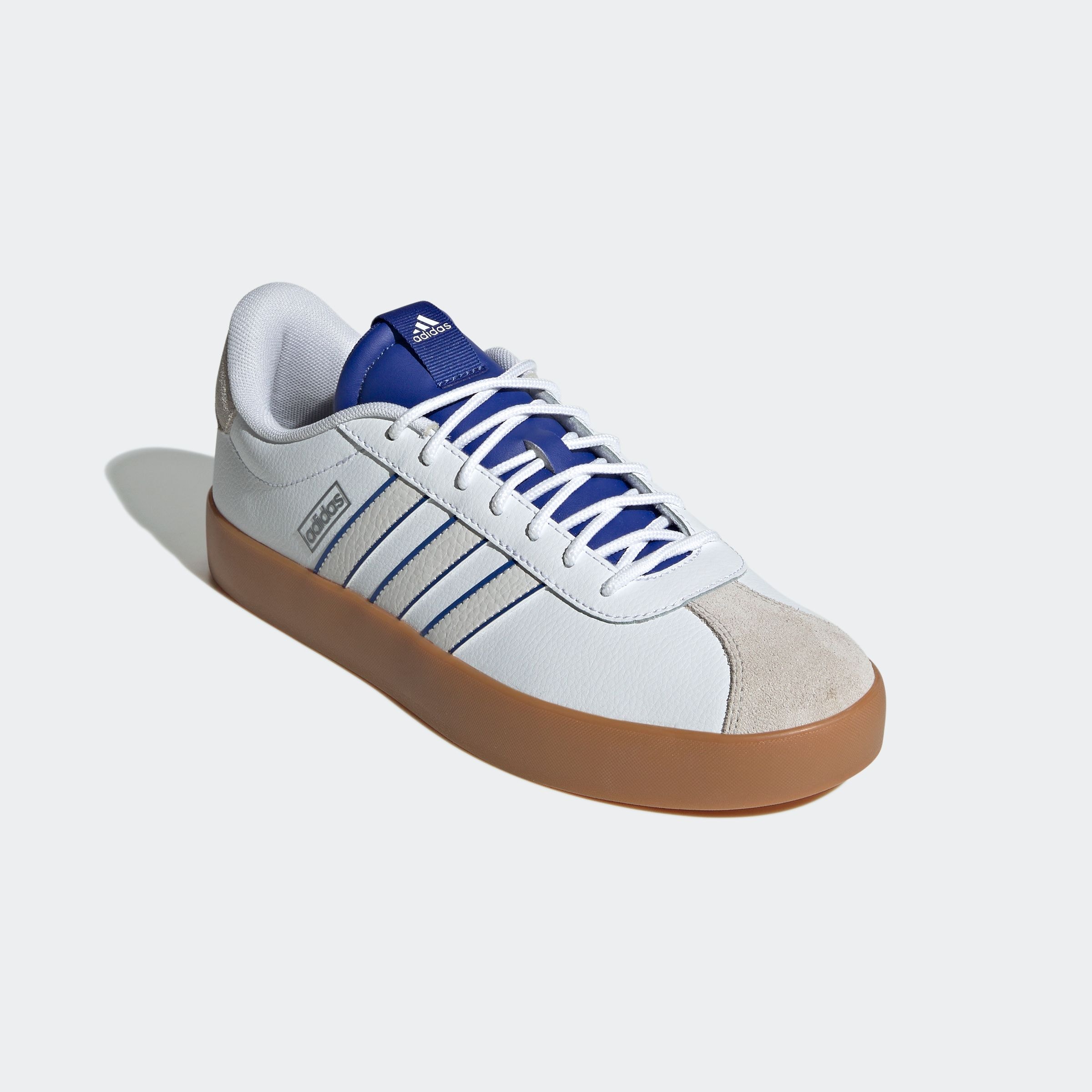 Sneaker ADIDAS SPORTSWEAR "VL COURT 3.0", Damen, Gr. 45, weiß (cloud weiß, crystal weiß, semi lucid blau), Leder, Synthetik, Schuhe Sneaker, inspiriert vom Design des adidas samba