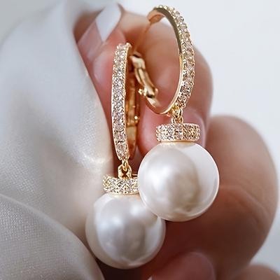 TEMU Elegant Pearl Dangle Earrings For Women, 1 Pair, Copper With Golden , Luxurious Style, Wedding, Banquet, Valentine's Day, Birthstone Jewelry Accessory Image