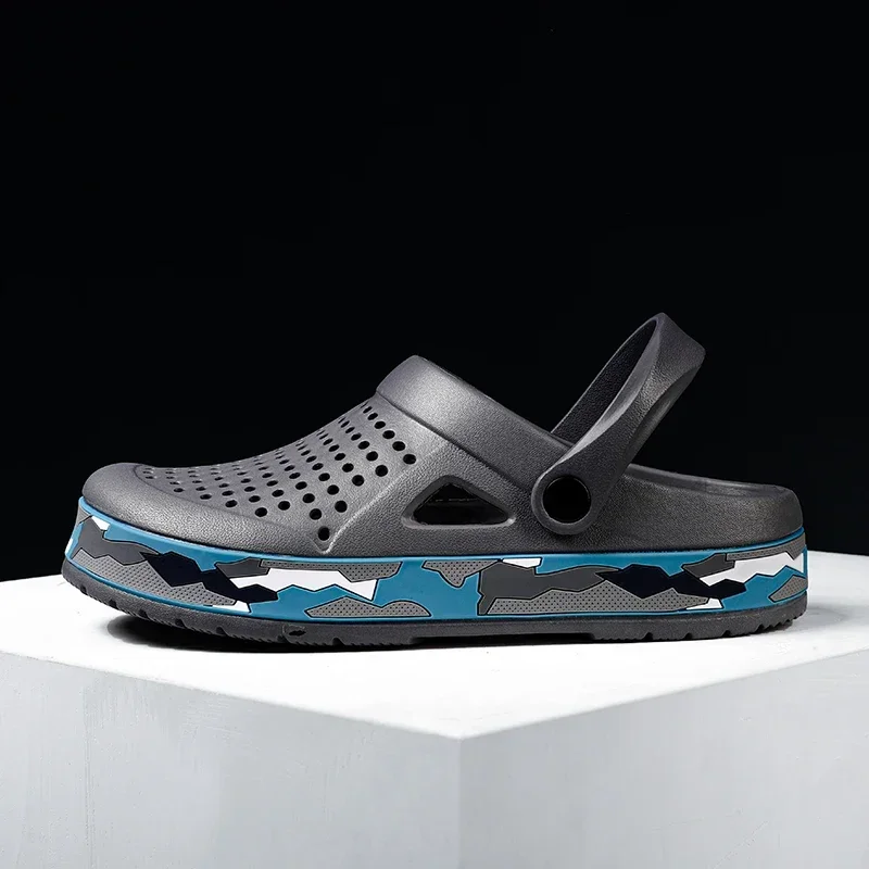 2025 Clogs Sandalen Männer Große Größe Slip On Outdoor Strand Sommer Schuhe Medizinische Clogs Kausalen Atmungsaktive Männliche Sandalen Mit Loch