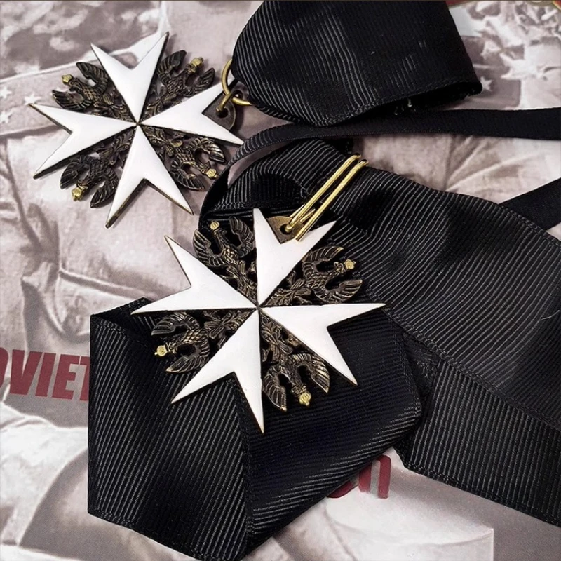 St. John Jerusalem Medaille Kommandantenkreuz Abzeichen der Ritter Hospitaller Broschen für Sammlung Dekoration Kunsthandwerk Image