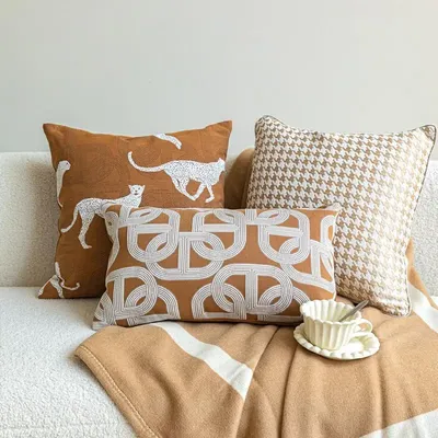 Leichter, luxuriöser Retro-Jacquard-gestickter Kissenbezug, moderner, einseitiger Kissenbezug mit Image