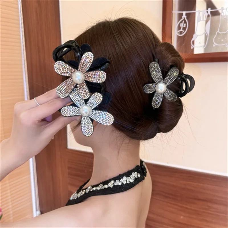 Strass Kristall Blume Haar Klaue Clip Große Größe Floral Geometrische Shark Clip Süße Elegante Frauen Haar Zubehör Image